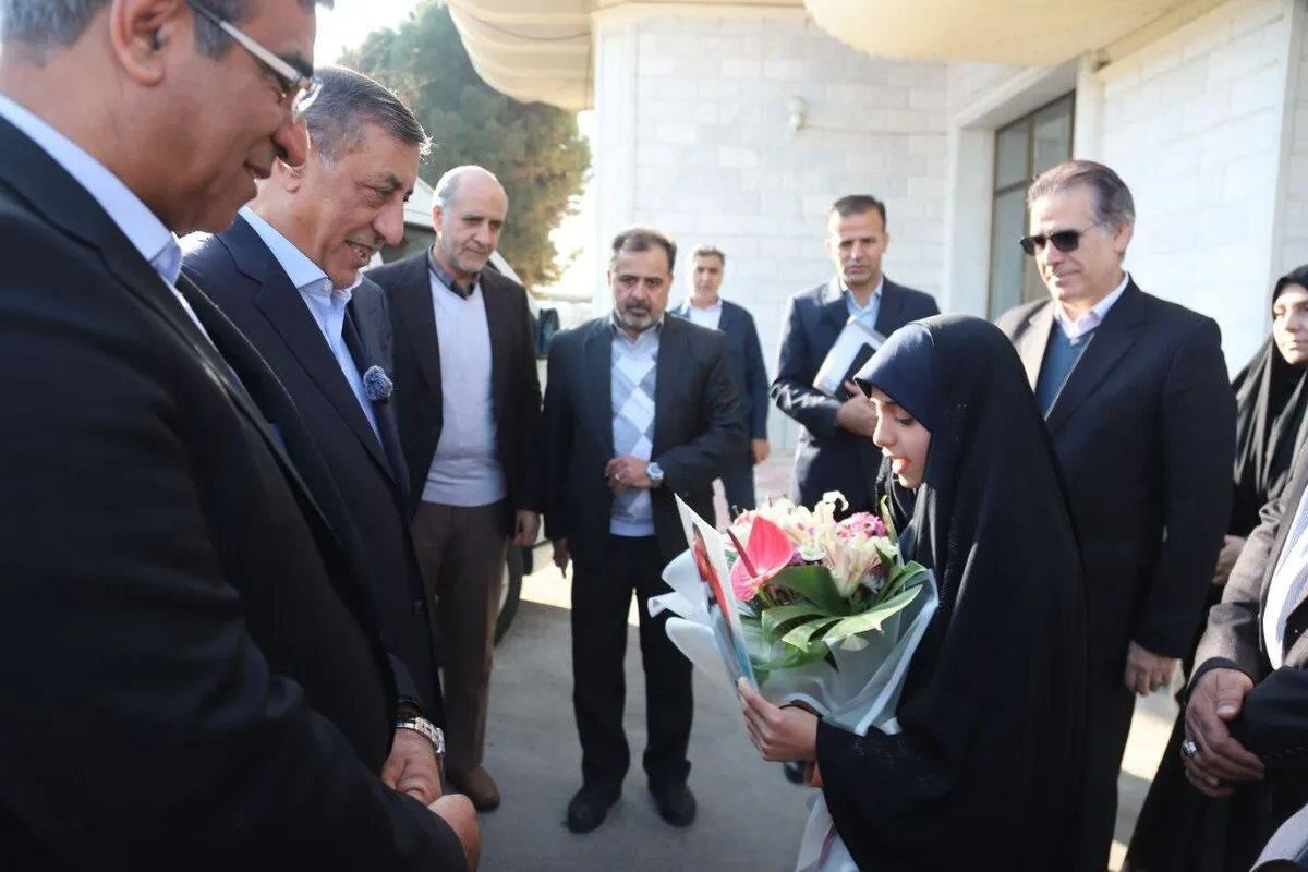 معاون اجرایی رئیس‌جمهور وارد مشهد شد (۱۶ آذر ۱۴۰۴)