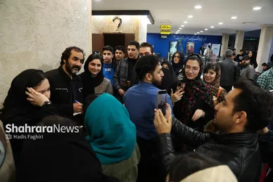 گزارش تصویری | اکران فیلم سینمایی «علت مرگ نامعلوم» با حضور عوامل در مشهد