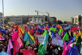 ویدئو | برپایی جشن بزرگ پیامبر مهربانی ها در عرصه میدان شهدا