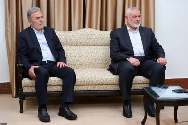 عکس‌هایی از دیدارهای سال‌های گذشته شهید هنیه با رهبر انقلاب اسلامی