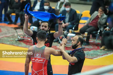 رقابت‌های دور رفت لیگ برتر کشتی آزاد در مشهد‎‎