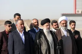 رئیسی در سمنان:&nbsp;گام&zwnj;های خوبی برای راه&zwnj;اندازی کارخانه&zwnj;ها و کارگاه&zwnj;ها برداشته شده است