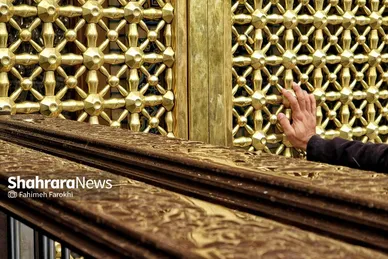 گزارش تصویری | حال و هوای بارانی حرم امام رضا (ع) (۱۹ اسفند ۱۴۰۳)