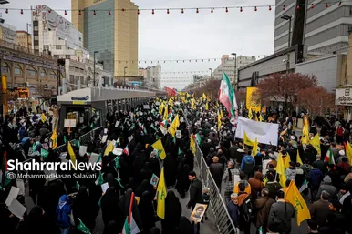 گزارش تصویری | اجتماع باشکوه مردم مشهد همزمان با آئین تشییع شهدای مقاومت در لبنان (۵ اسفند ۱۴۰۳)