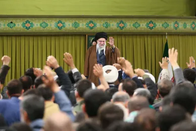 گزارش تصویری | دیدار هزاران نفر از مداحان و ستایشگران اهل بیت(ع) با رهبر انقلاب اسلامی
