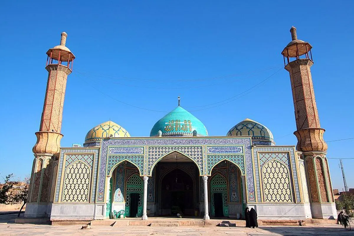 ۱۴۶ شهید حملات رژیم صهیونیستی در جوار امامزادگان و بقاع متبرکه آرام گرفتند