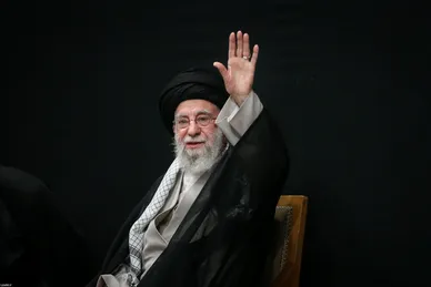 گزارش تصویری | مراسم بزرگداشت شهدای جنگ تحمیلی اخیر با حضور رهبر انقلاب اسلامی
