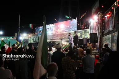 گزارش تصویری | حضور امیرحسین ثابتی، نماینده مردم تهران در هشتادوهفتمین شب حضور مردم مشهد در خیابان (۵ خرداد ۱۴۰۵)