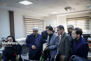 گزارش تصویری | ادامه بازدید مدیران استانی و شهری از موسسه فرهنگی شهرآرا به مناسبت روز خبرنگار