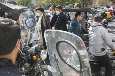 حضور رئیس جمهور در جایگاه توزیع سوخت