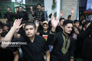 مراسم عزاداری شب هفتم محرم در حسینیه سادات نبی مهاجران افغانستانی‎