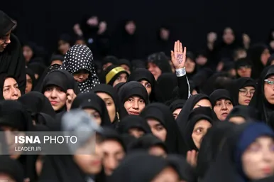 اولین شب مراسم عزاداری حضرت اباعبدالله‌الحسین(ع) در حسینیه امام‌خمینی(ره)