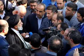 رئیس جمهور در جمع کارگران: به هیچ عنوان چرخ تولید هیچ کارخانه&zwnj;ای نباید کُند یا متوقف شود