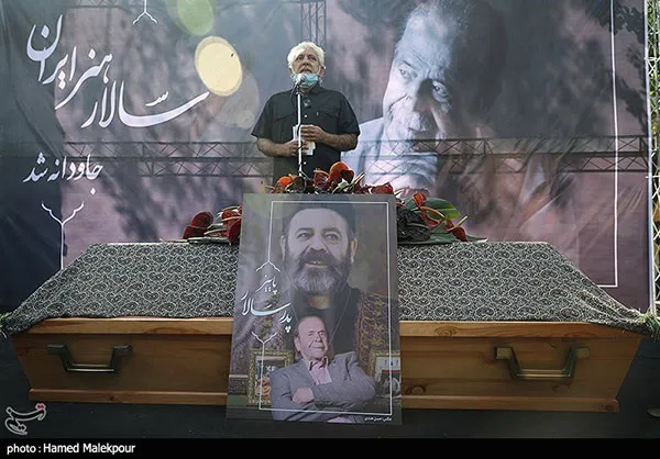 مراسم تشییع و خاکسپاری محمد علی کشاورز+ فیلم و تصاویر