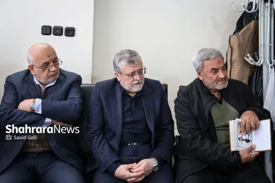گزارش تصویری | دیدار شهردار مشهد مقدس با خانواده شهید «عیسی علیپور»