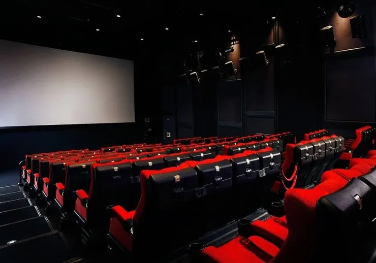 بلیت‌ تمام فیلم‌های سینما، امروز (۲۱ شهریور) نیم‌بهاست