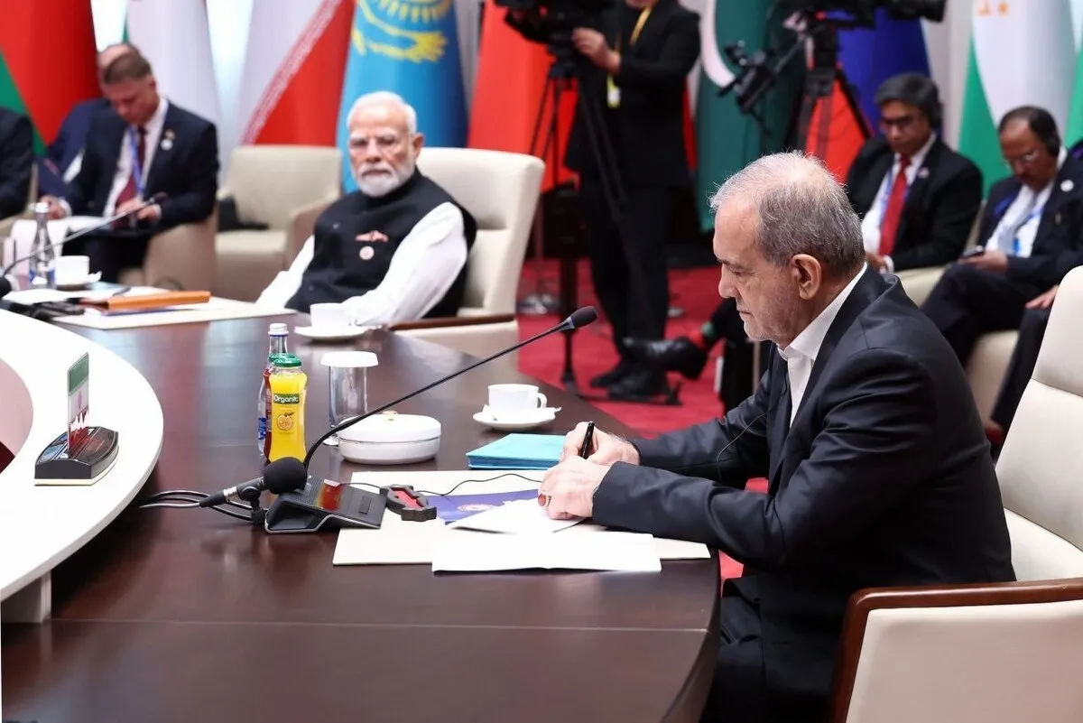 پزشکیان اسناد همکاری سران سازمان همکاری شانگهای را امضا کرد