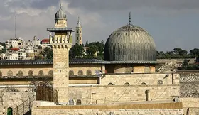 اماراتی&zwnj;ها از نماز خواندن در مسجد الاقصی منع شدند