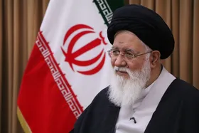 &nbsp;امام جمعه مشهد: مردم شکرگزار نعمت انقلاب هستند، تداوم شهادت&zwnj;ها از نشانه آن است