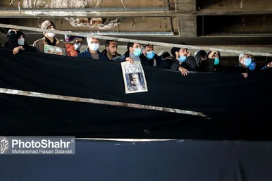مراسم تدفین پیکر مطهر سه شهید گمنام در میدان شهدا مشهد