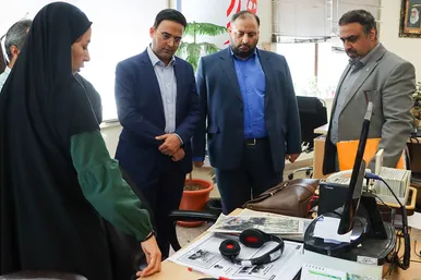 بازدید معاونت خدمات شهری شهرداری مشهد از روزنامه شهرآرا