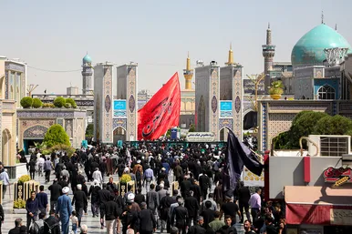 راهپیمایی مردم مشهد در محکومیت اغتشاشات اخیر و تشییع شهدای مدافع امنیت