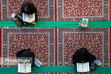 محفل بزرگ قرائت قرآن در حرم مطهر رضوی