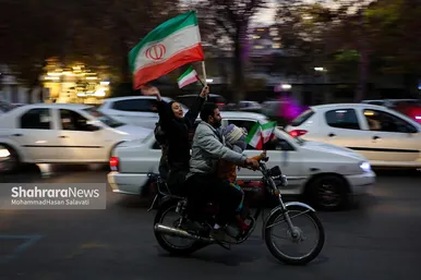 شادی مردم مشهد بعد از برد تیم ملی ایران