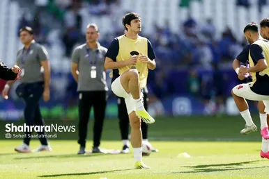 بازی ایران و ژاپن از لنز دوربین عکاس شهرآرانیوز