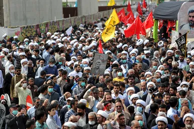 تشییع پیکر شهید حجت الاسلام اصلانی در مشهد