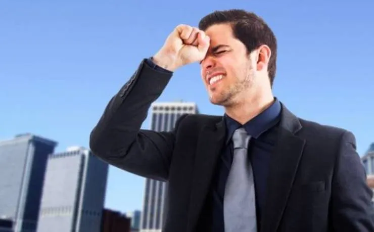 چرا کلمات نوک زبان شما گم می‌شوند؟