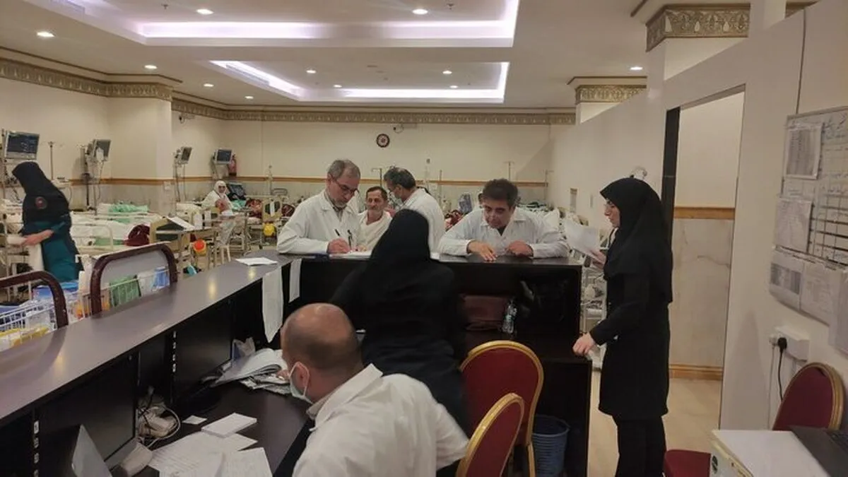انتقال نخستین گروه زائران بیمار حج ۱۴۰۲ به ایران