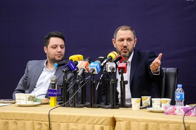 نشست خبری موسی الرضا حاجی بگلو سخنگوی شورای اسلامی شهر مشهد
