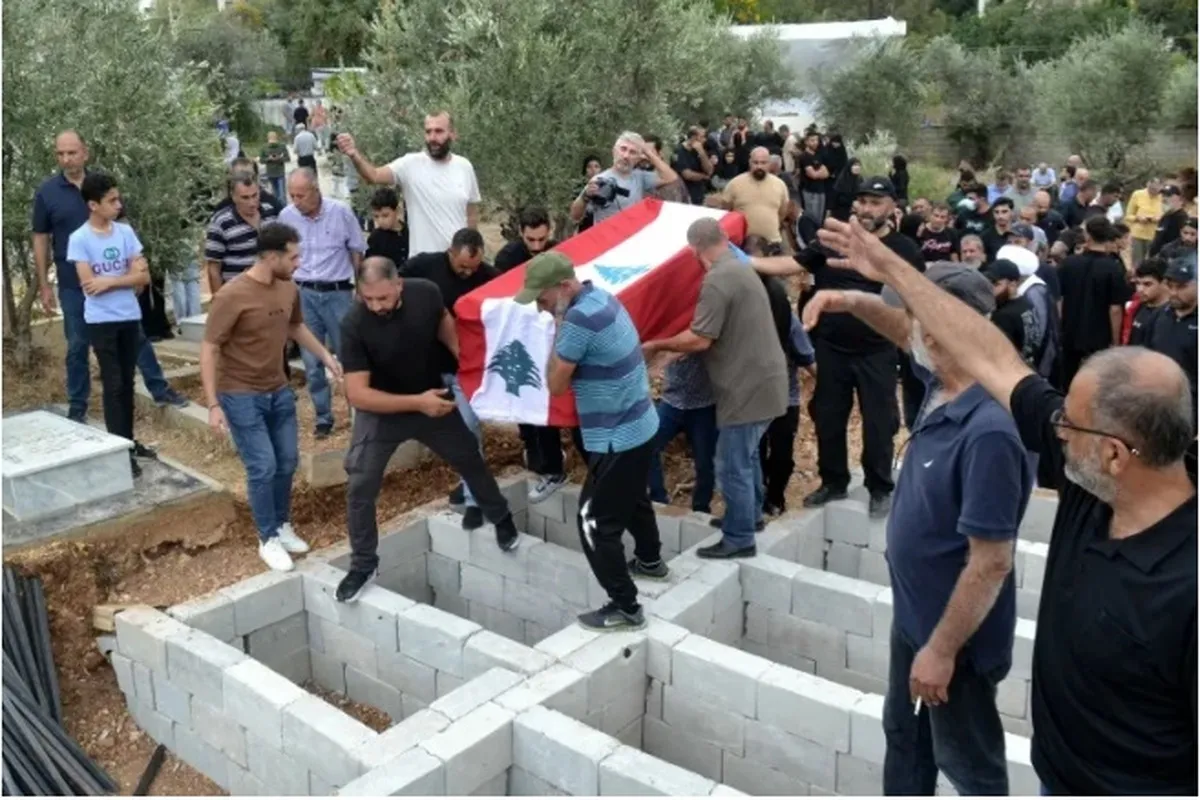 تعداد شهیدان لبنان طی بمباران‌های رژیم صهیونیستی به ۲ هزار و ۵۷۴ تن رسید (۳ آبان ۱۴۰۳)