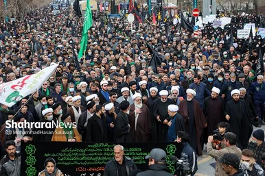 تشییع پیکر مطهر ۱۰ شهید گمنام در مشهد