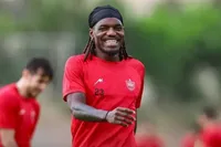 وضعیت نامشخص بیفوما برای دیدار پرسپولیس و فولاد