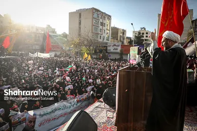 تشییع دو تن از شهدای حمله تروریستی کرمان در مشهد
