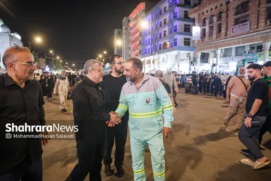 گزارش تصویری |حضور شهردار مشهد در بین کاروان «خدام‌الحسین(ع)» شهرداری مشهد در شهر نجف اشرف