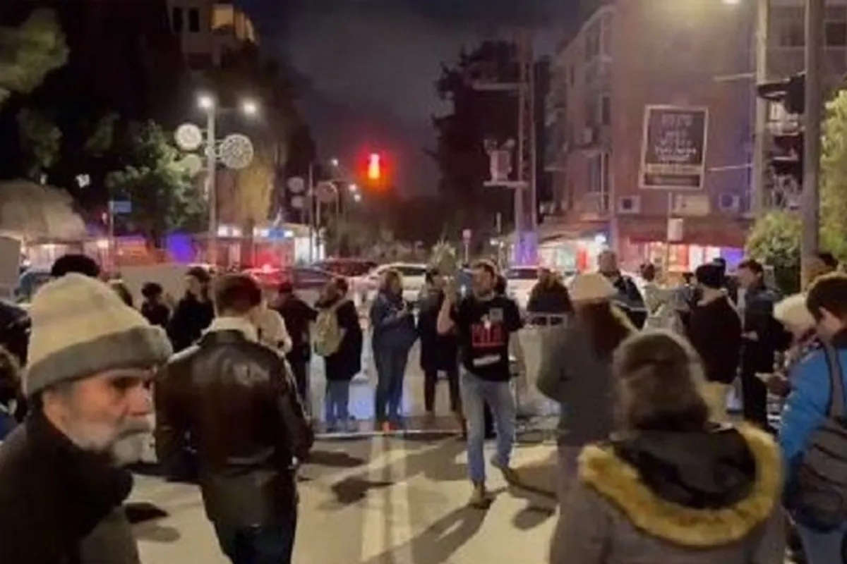تظاهرات کنندگان خشمگین در تل آویو مانع از شرکت سه وزیر در نشست اعضای کابینه نتانیاهو شدند