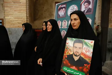 گزارش تصویری | بزرگداشت مقام سرباز در حرم مطهر رضوی