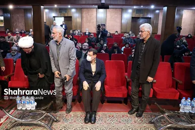 پرسش و پاسخ دانشجویان دانشگاه فردوسی با معاون رییس جمهور