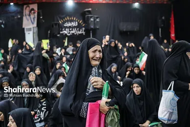 گزارش تصویری | تشییع پیکر ۴ شهید حملات رژیم صهیونیستی، در مشهد (۹ تیر ۱۴۰۴)
