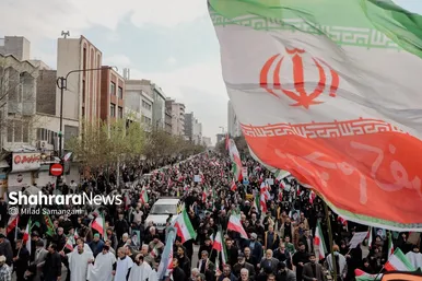 گزارش تصویری | خروش انقلابی نمازگزاران جمعه مشهد در محکومیت جنایات رژیم صهیونیستی و آمریکا