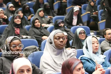 اختتامیه جشنواره بین المللی رسانه خورشید در مشهد