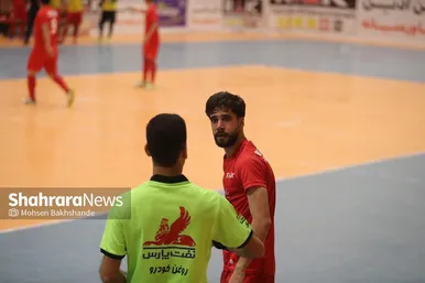 لیگ برتر فوتسال | مسابقه رکن آذین مشهد و سفیر گفتمان