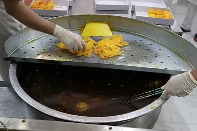 زولبیا و بامیه،شیرینی مخصوص ماه رمضان