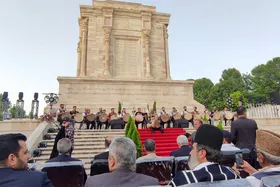 مراسم بزرگداشت حکیم ابوالقاسم فردوسی برگزار شد (۲۵ اردیبهشت ۱۴۰۴)+فیلم