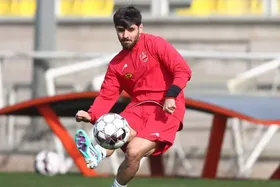 اختلاف ۳ میلیاردی محمد عمری با پرسپولیس!