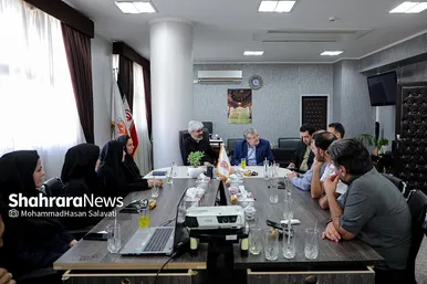 حضور شهردار مشهد در موسسه شهرآرا به مناسبت روز خبرنگار