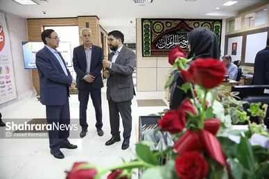 بازدید جمعی از مسئولین شهری و استانی مشهدمقدس از موسسه فرهنگی شهرآرا (۴) (۱۷ مرداد ۱۴۰۳)
